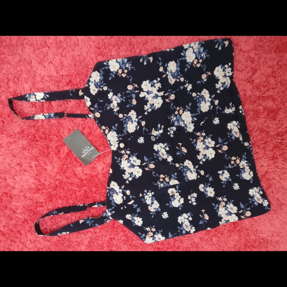 Abercrombie & Fitch Crop top cami